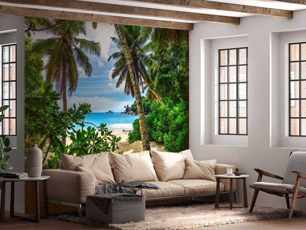 Strand mellem palmerne