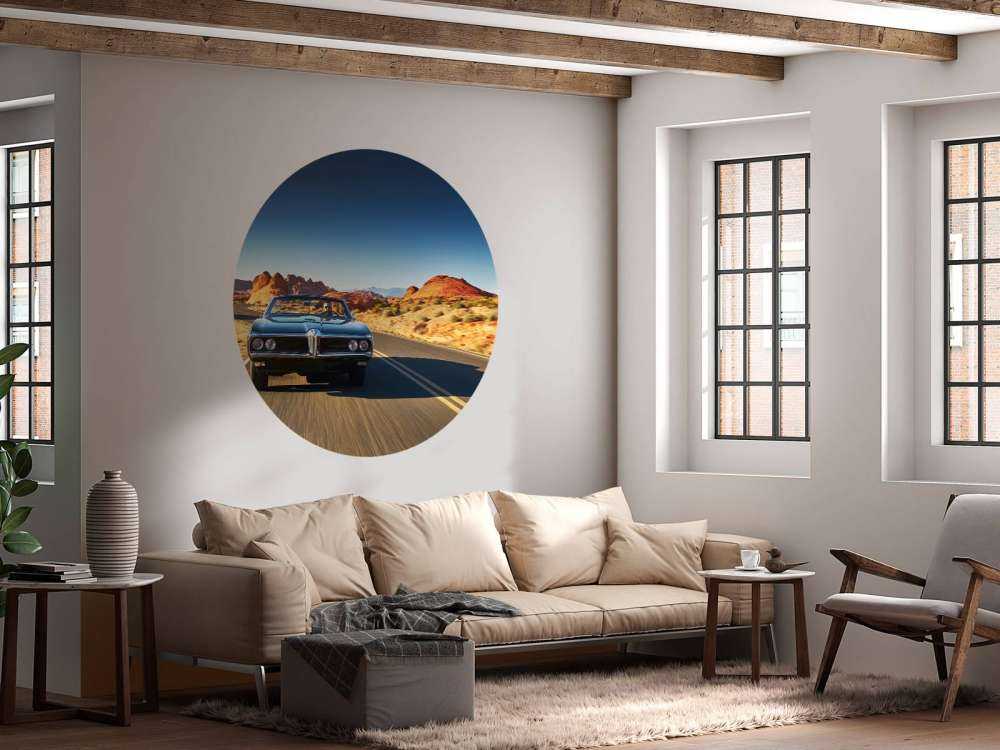 Muskelbil i et amerikansk landskab