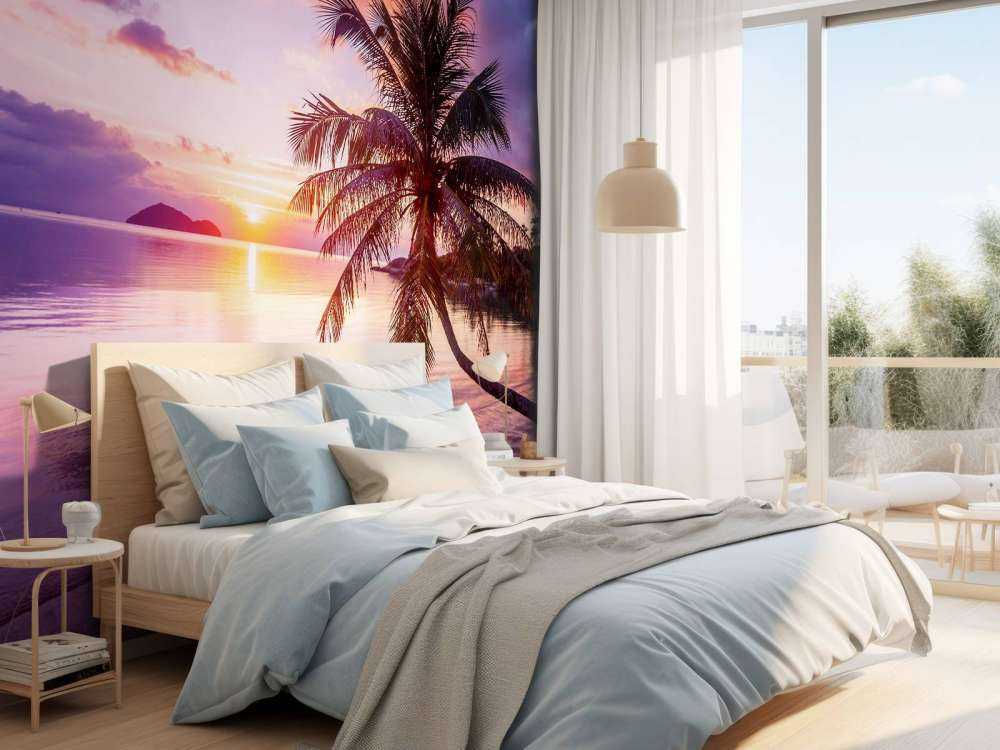 Palme vid solnedgång