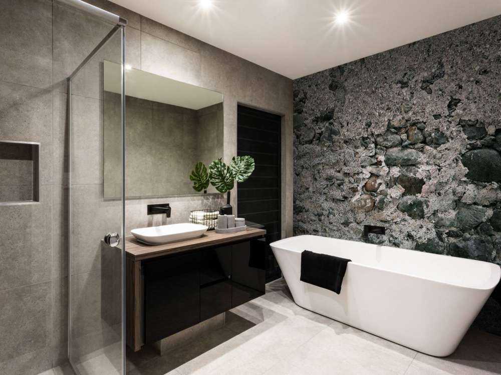 Mur med gamle store sten