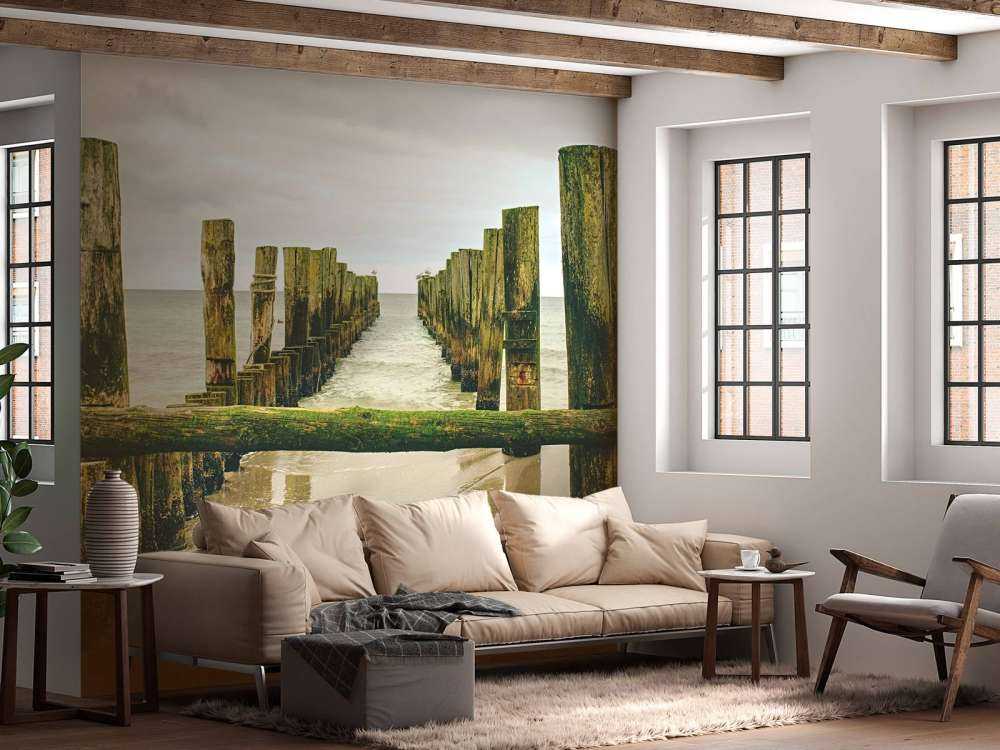 Mossiga höghuvuden i vattnet