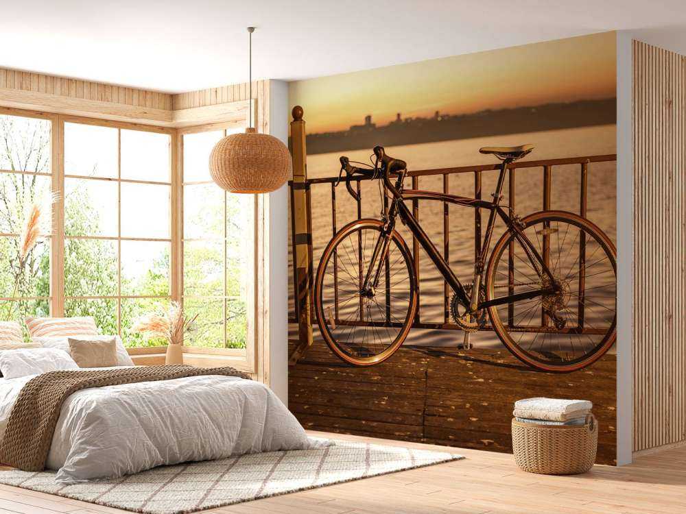 Racercykel vid vattnet