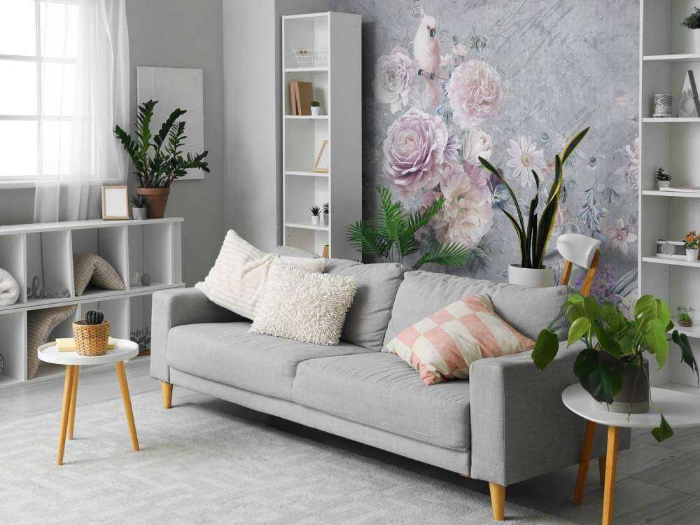 Papegøjer blandt blomster