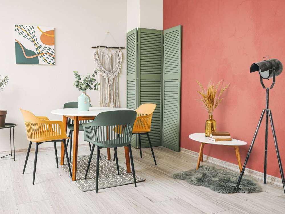 Misfarvet rød beton