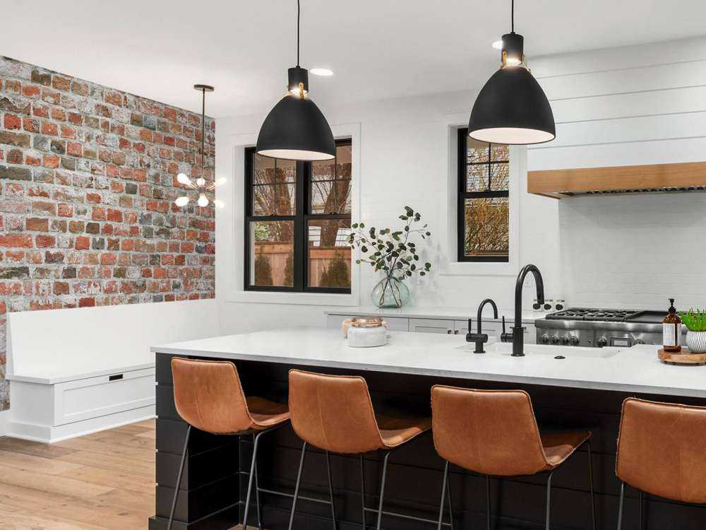 Restaureret murstensvæg