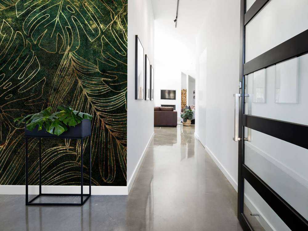 Grønn struktur med gylne blader