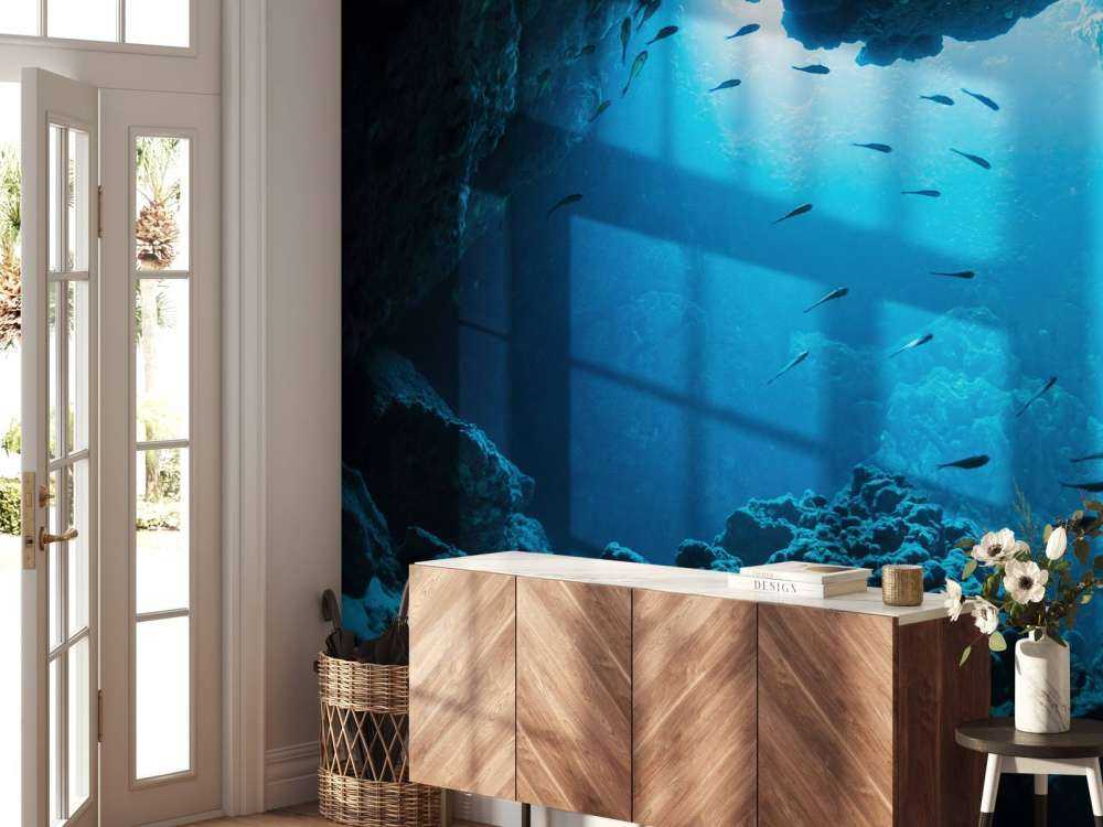 Ubåtgrotte med fisk