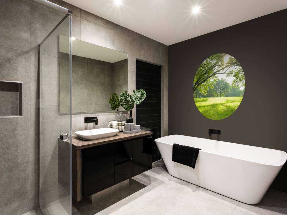 vakret tre med grønt gress