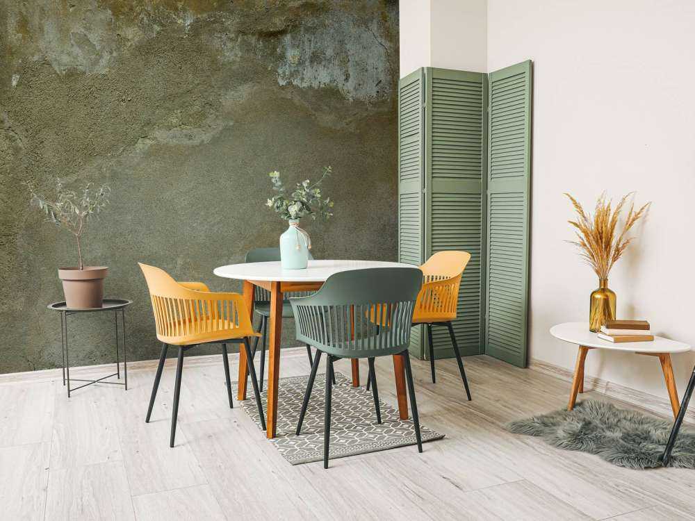 Vegg med restaurert stukk