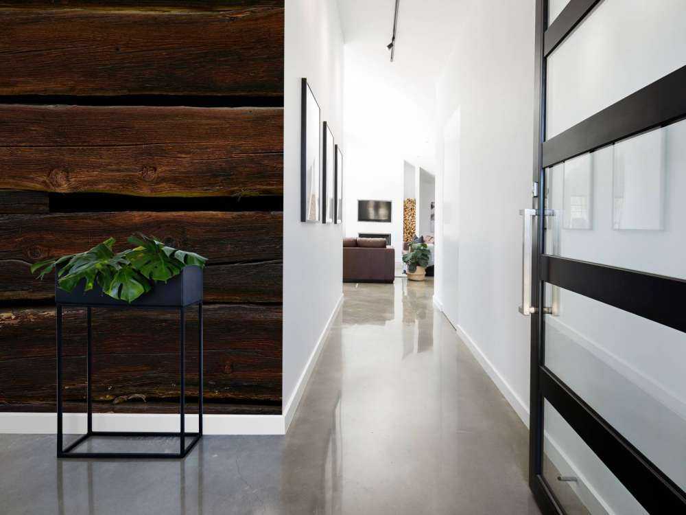 Gammalt och robust trä