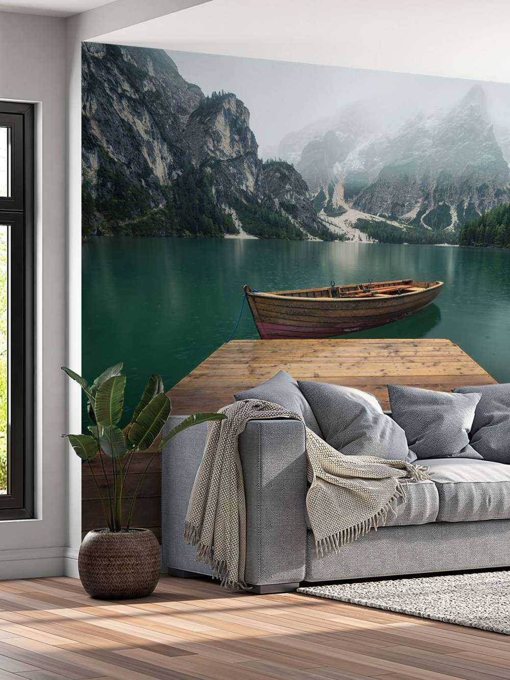 Båd ved anløbsbroen