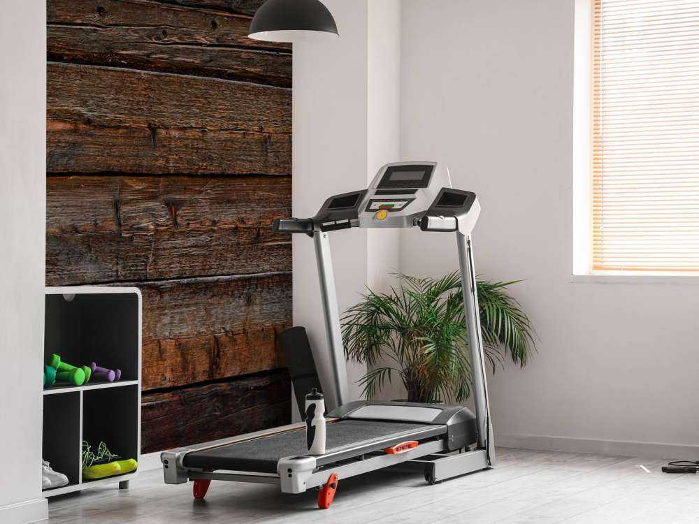 Gammelt brent treverk