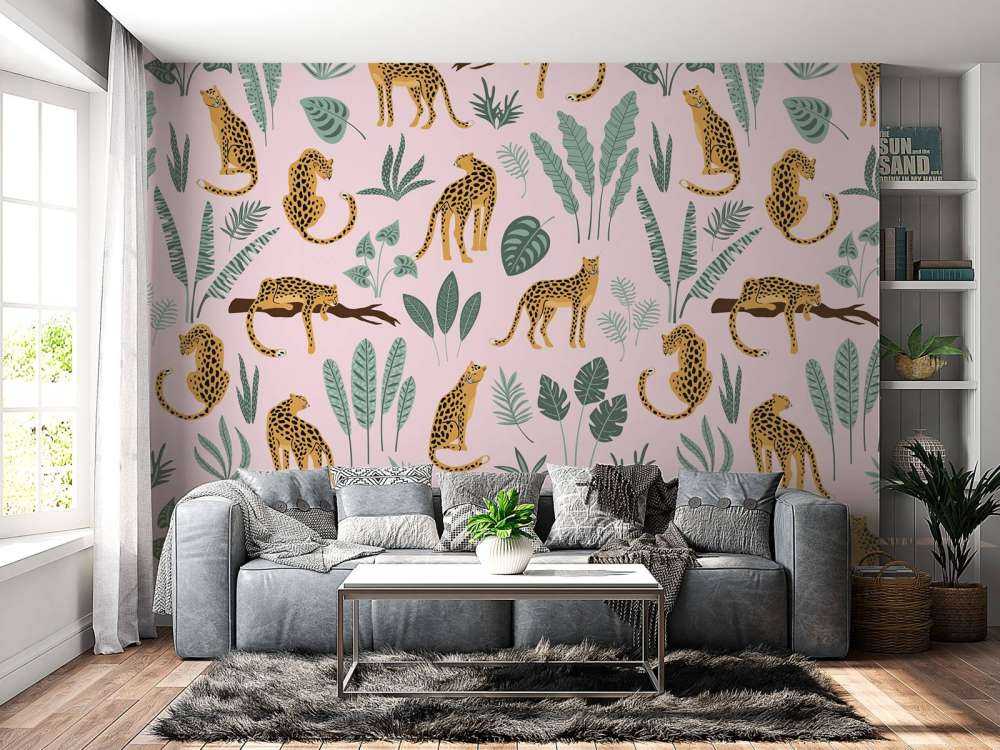 Leopardmodell på en rosa bakgrund