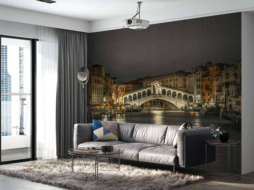 Rialtobroen om aftenen