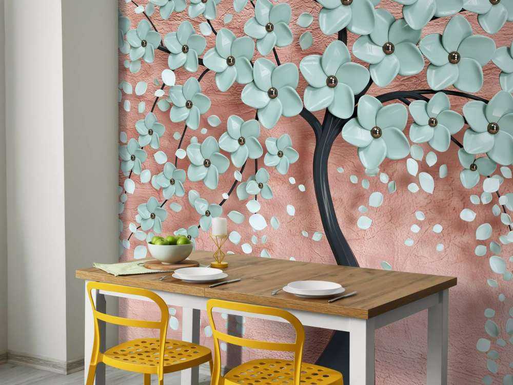 Svart fantasitre med mynteblomster