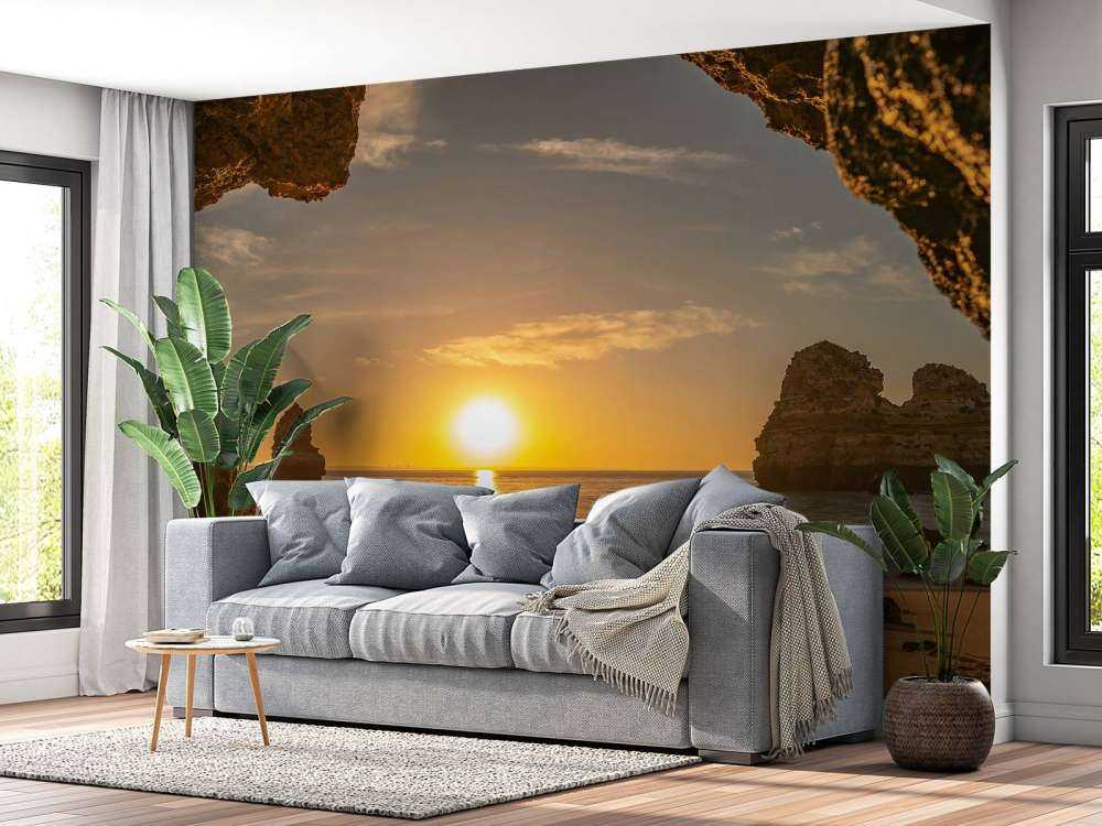 Soloppgang fra en hule