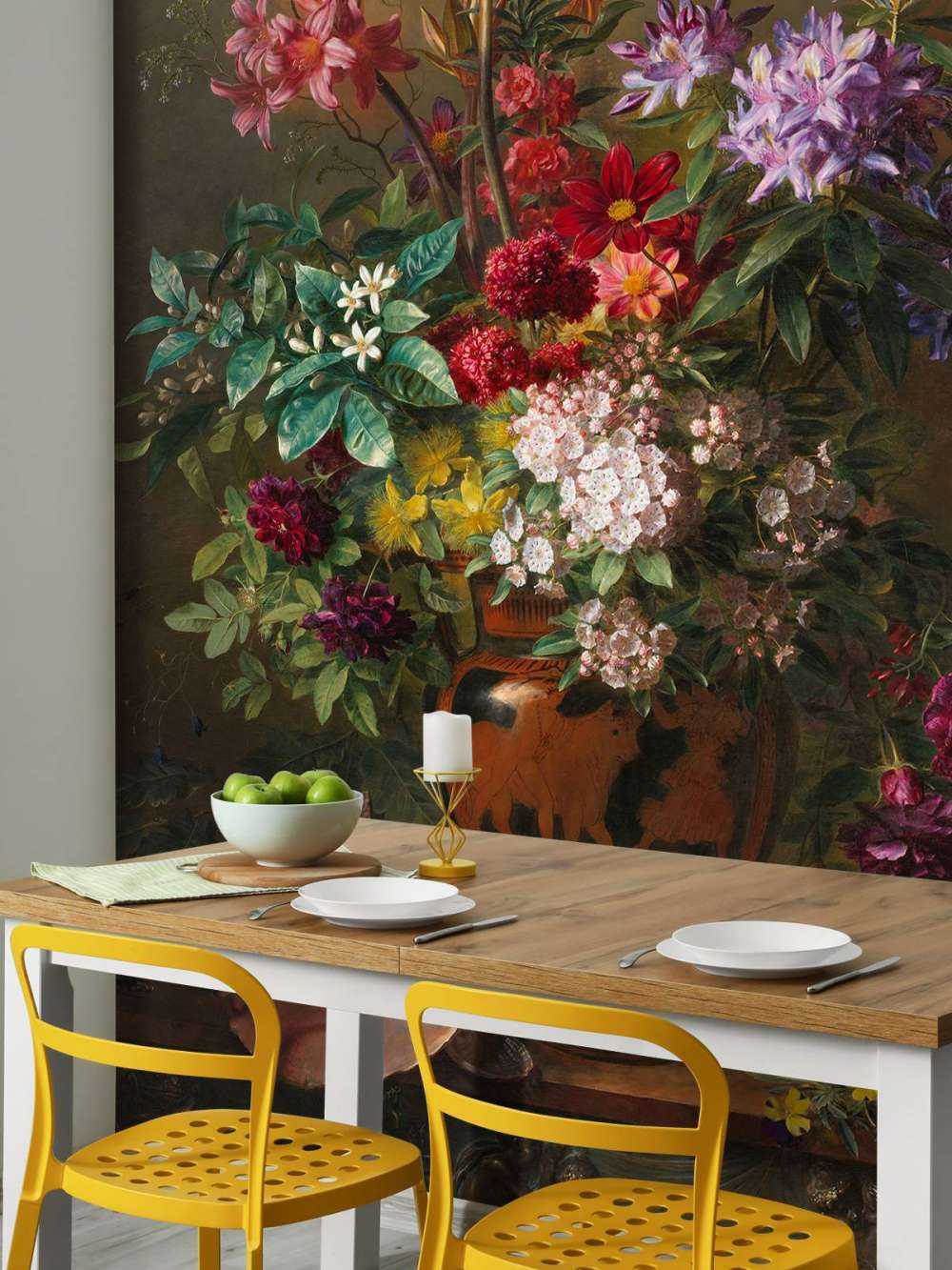 Stilleben med blomster i en gresk vase