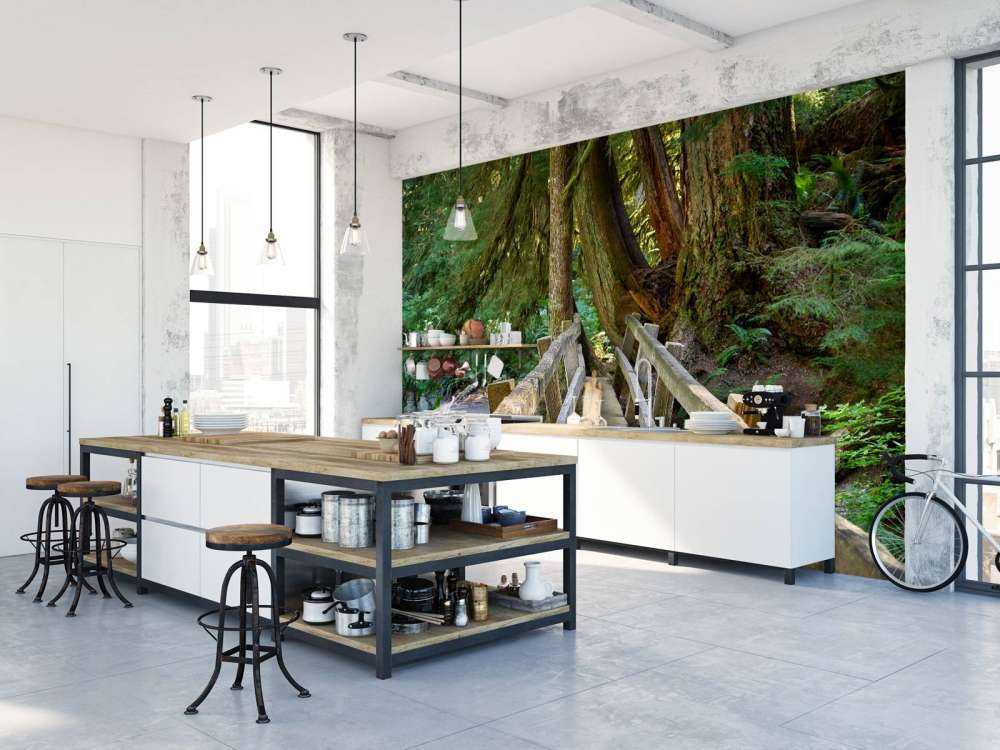 Trebro gjennom skogen