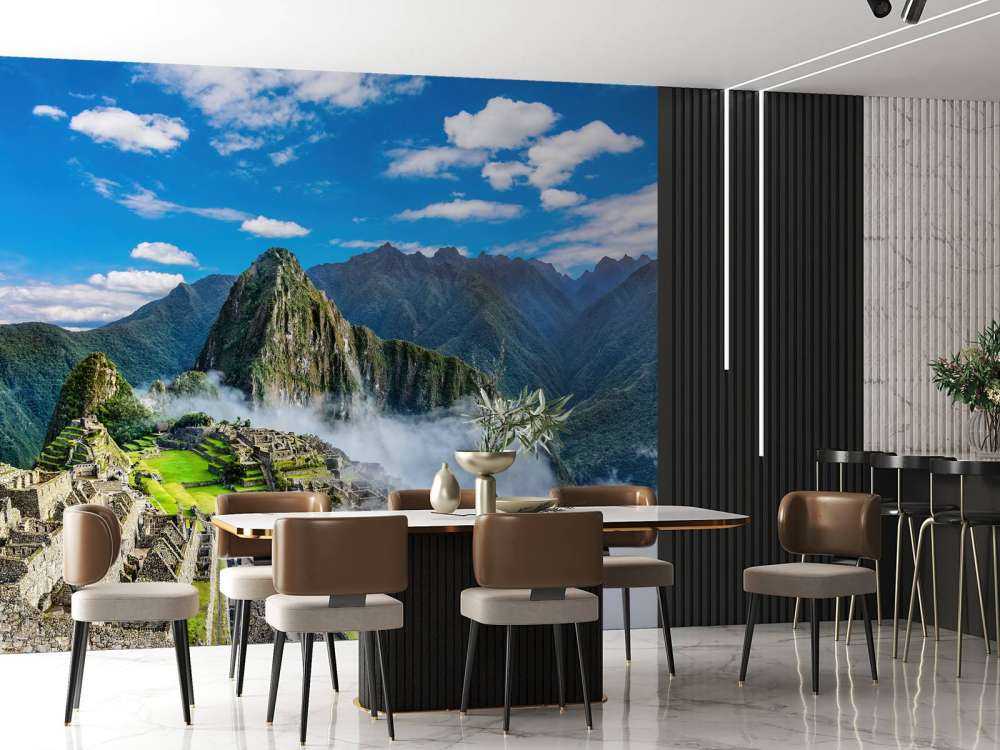 Machu Picchu i tåken