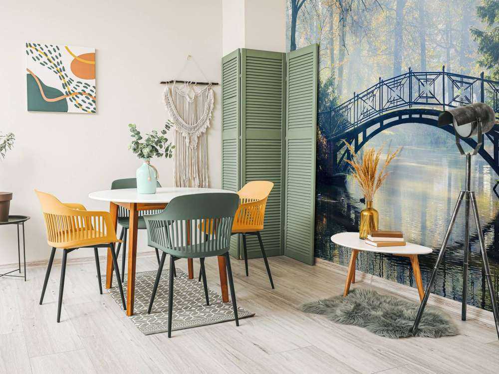 Gammel bro om høsten