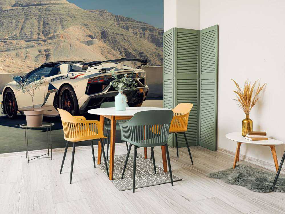 Superbil på bergspass