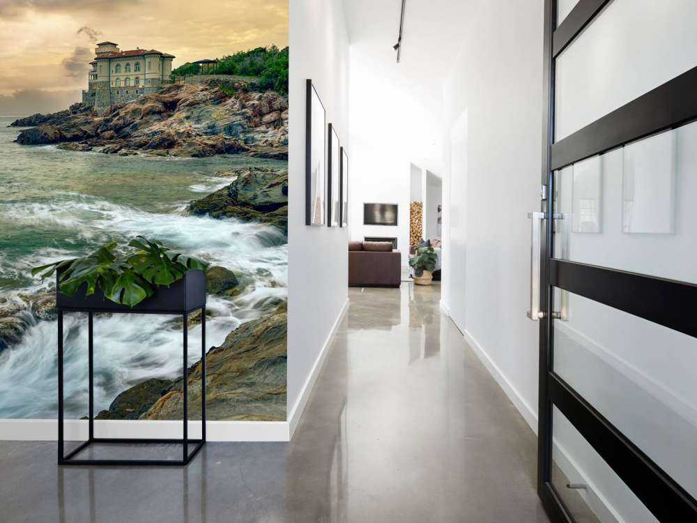 Gammelt slot på kysten