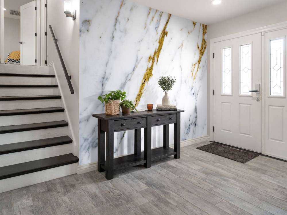 Hvid marmor med gyldne årer