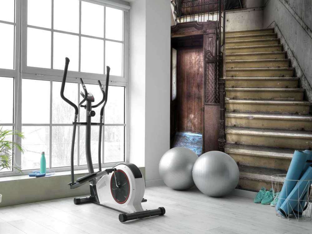 Forladt træburelift