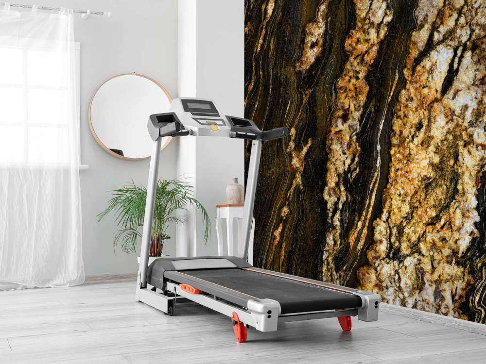 Mörk marmor med guldstruktur