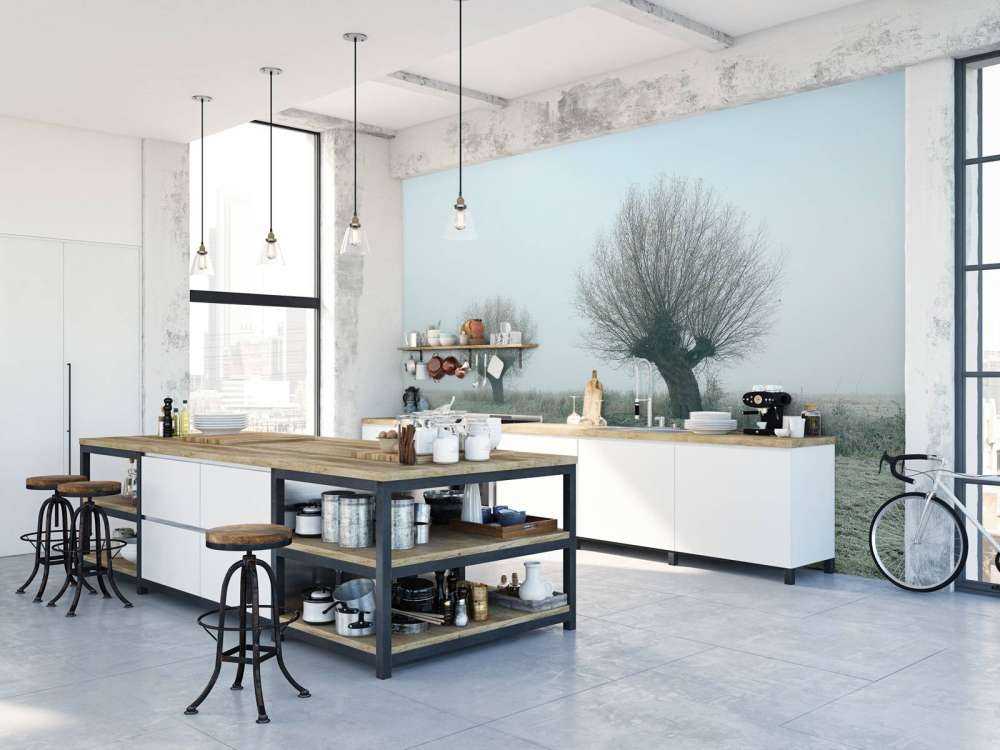 Pollard pilar i dimman