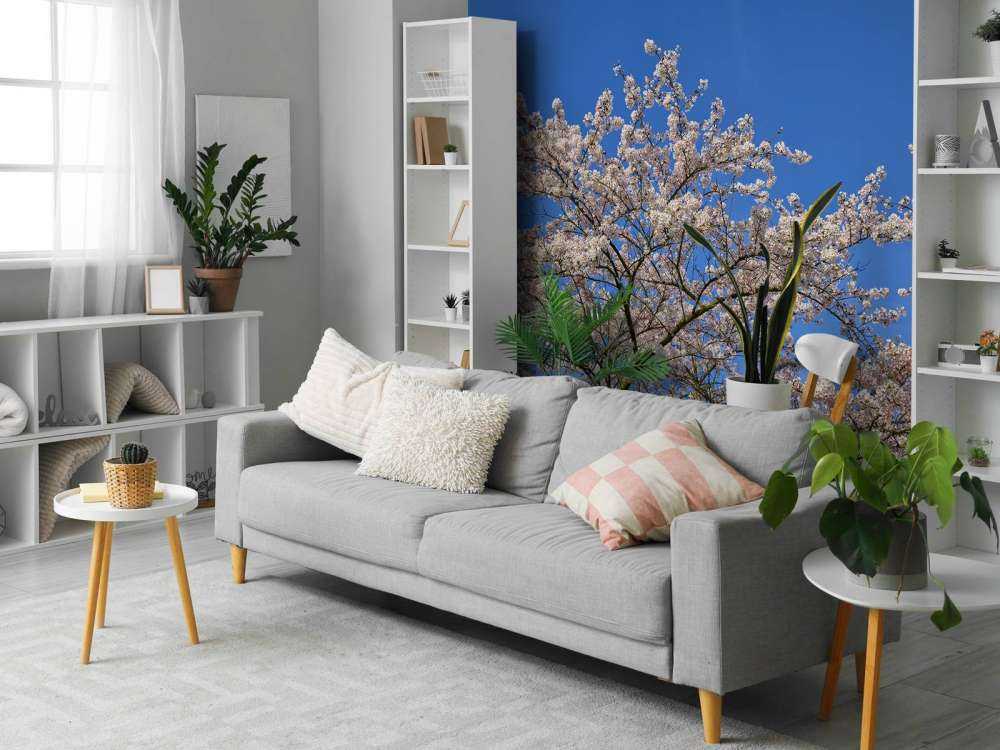 Blomstre med blå himmel