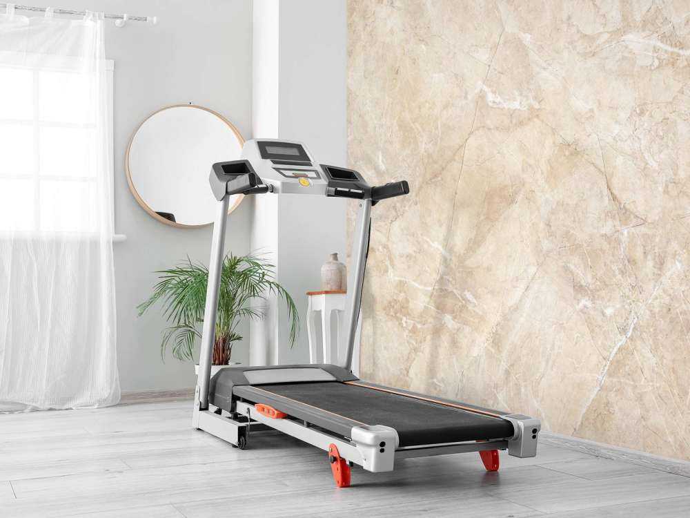 Lys beige marmorskog