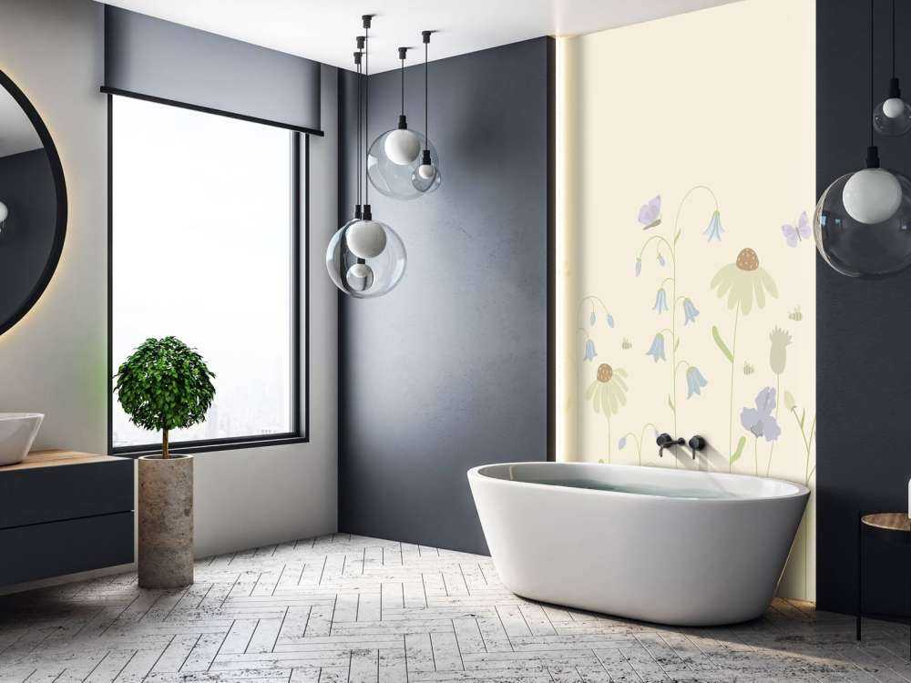 Blomsterfelt høyt med sommerfugler sand, gammelrosa, grønn og lilla