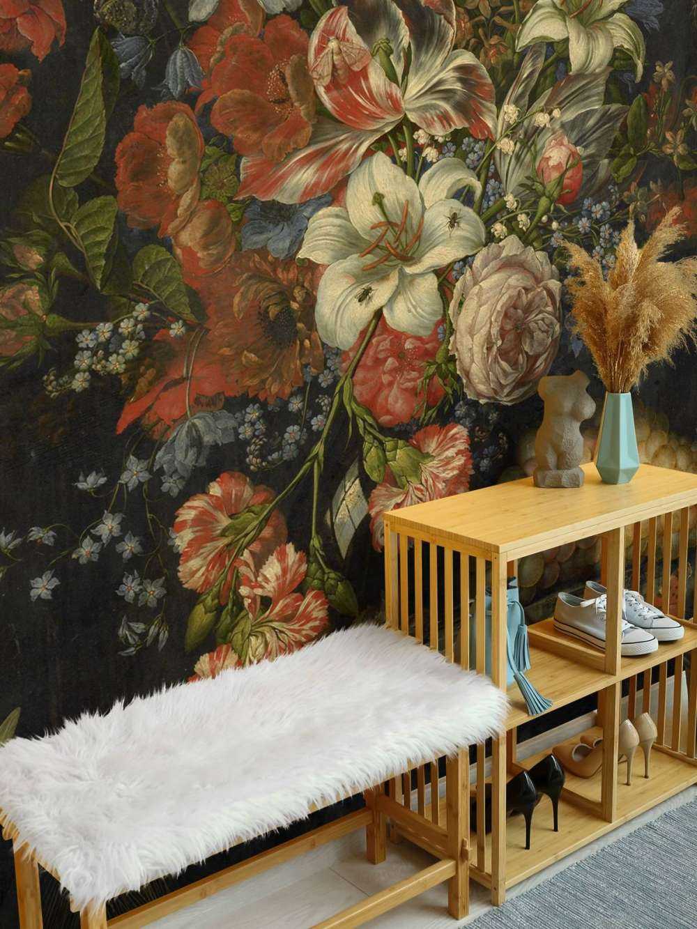 Stilleben med blomster og frukt