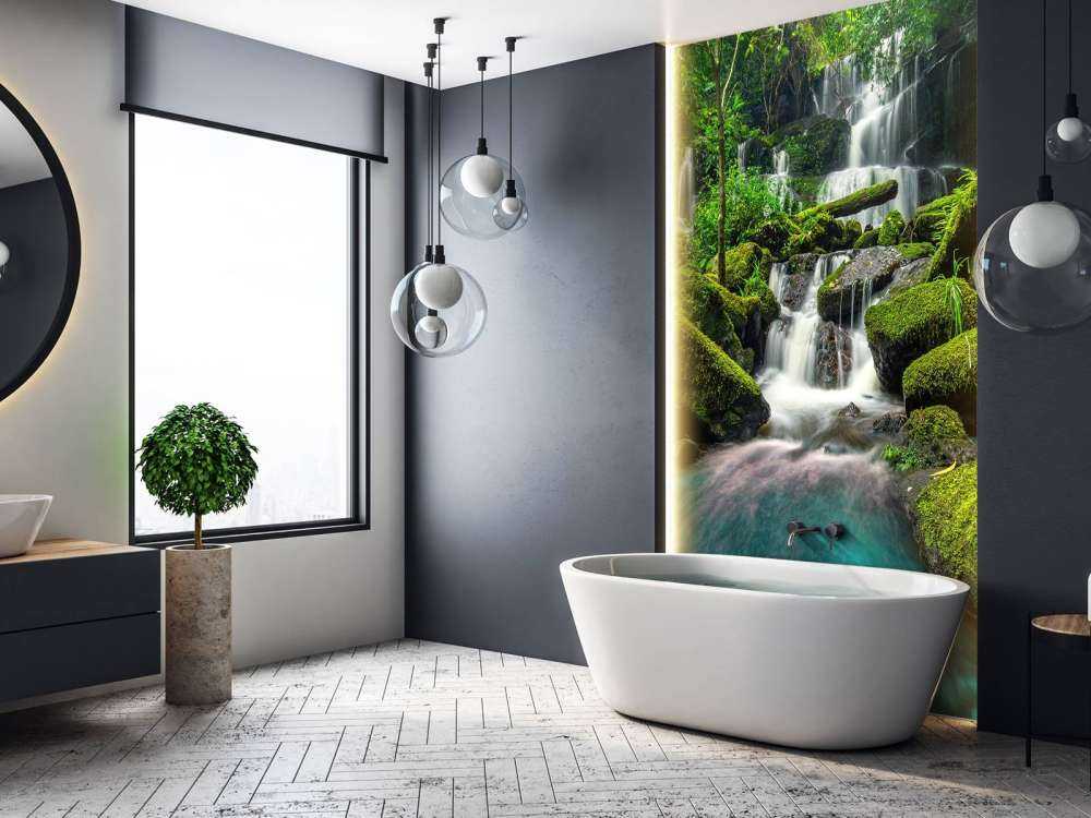 Vandfald i en jungle