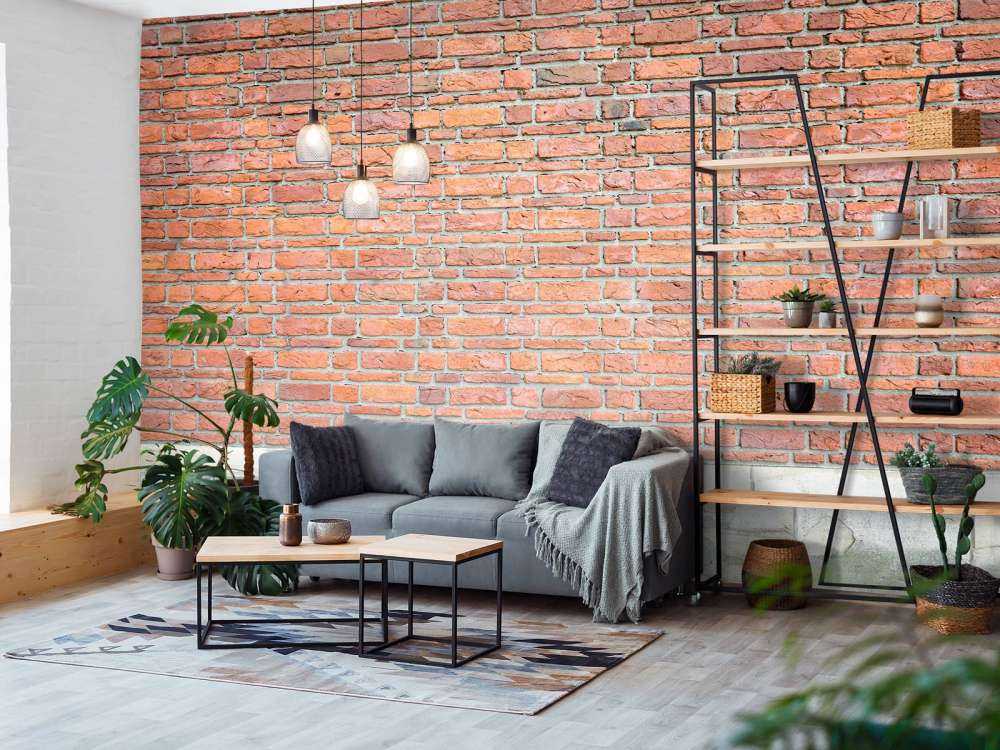 Mursten med gammel beton