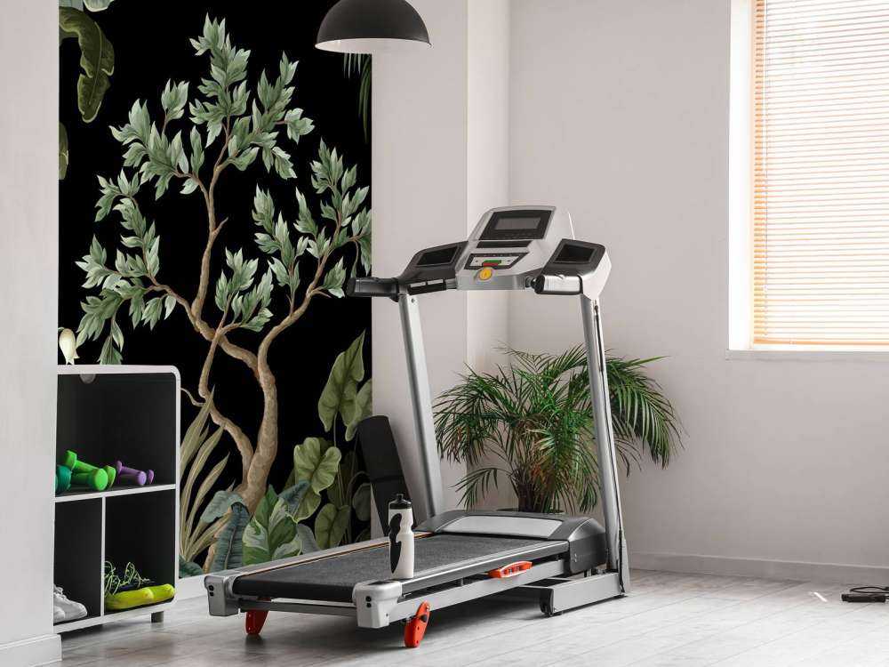 Træer med mørk baggrund