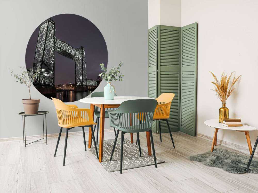 Den tidligere jernbanebro De Hef i Rotterdam i farver 