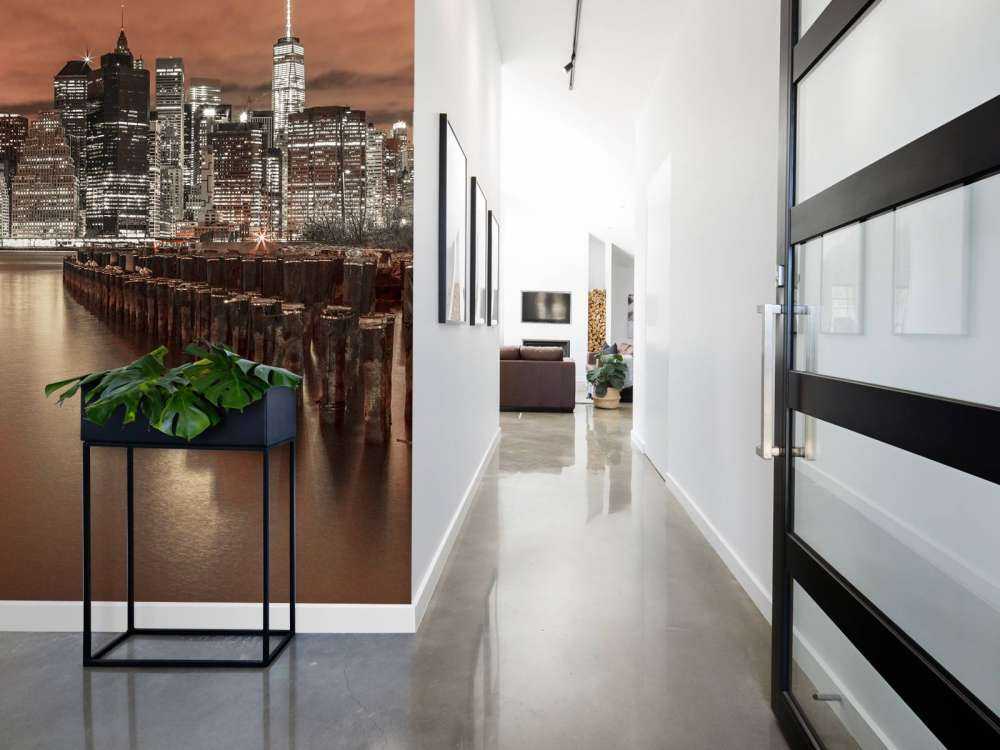 Manhattans skyline med vågbrytare