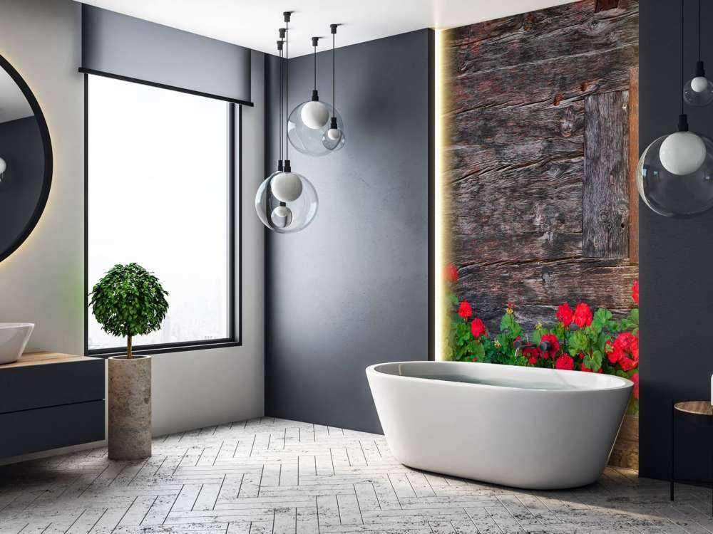 Gammelt træ med blomster