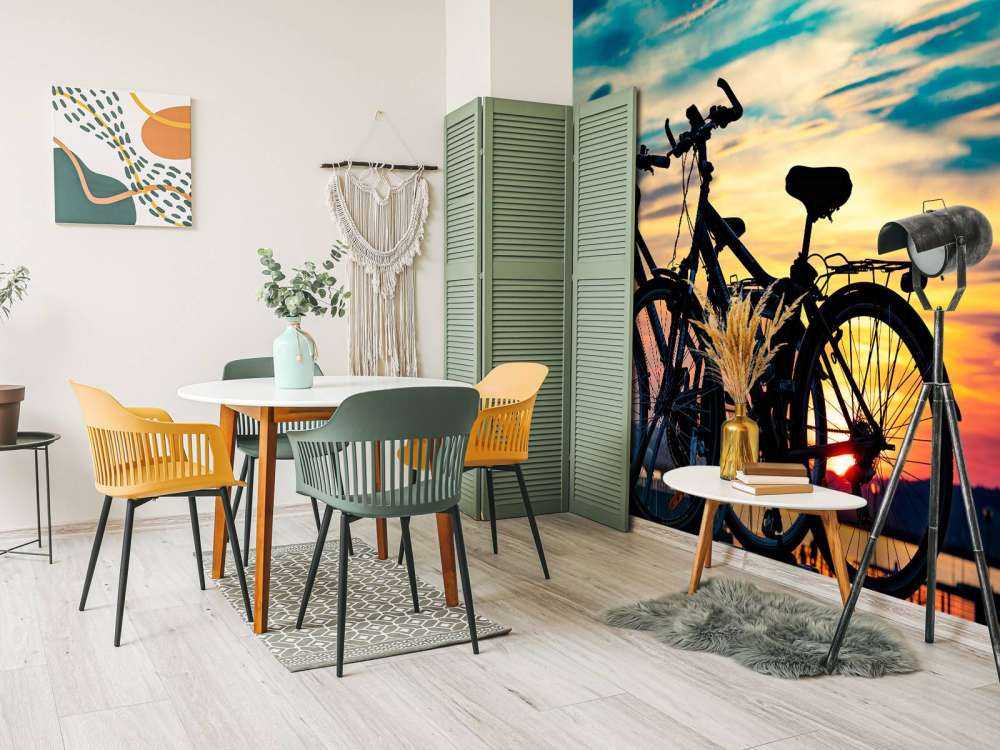 Cykling vid solnedgången