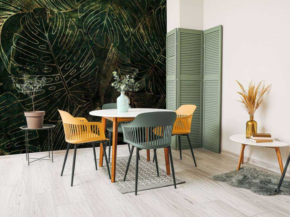 Grønn struktur med gylne blader