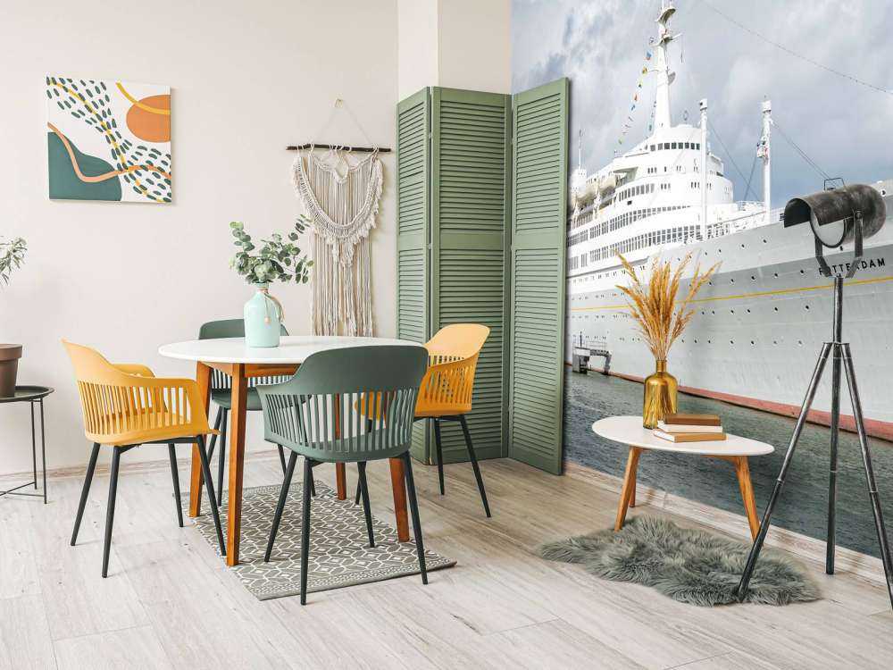 Stilfull havmonster i havnen