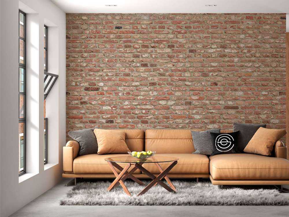 Vägg med tegelstenar i olika färger