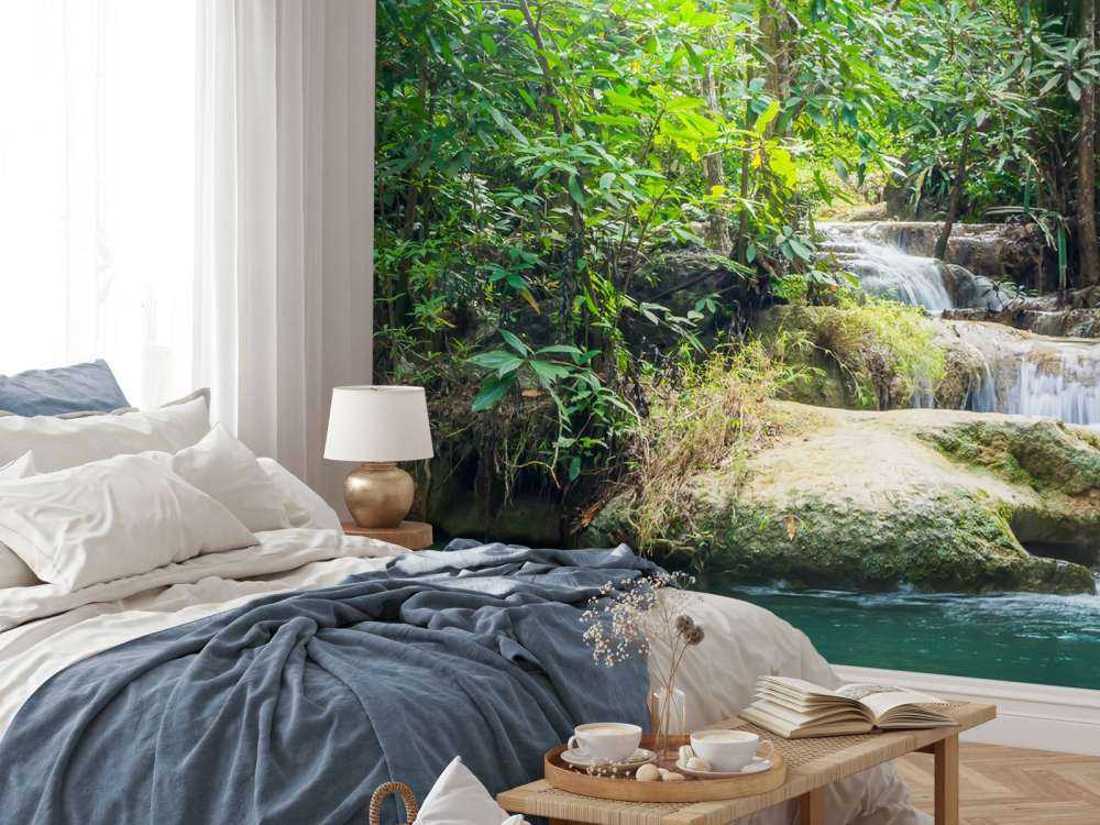 Erawan vattenfall i Thailand