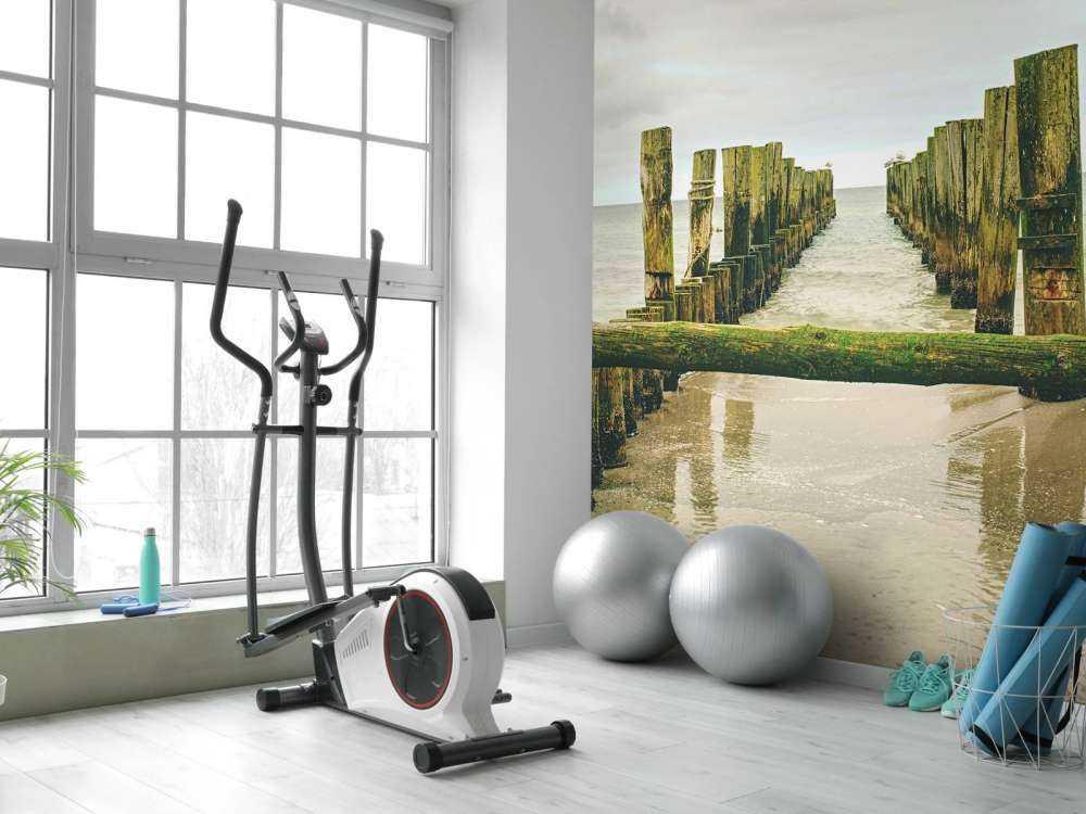 Mossiga höghuvuden i vattnet