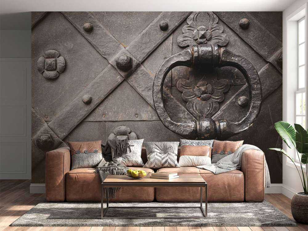 Gammel dør med håndtag