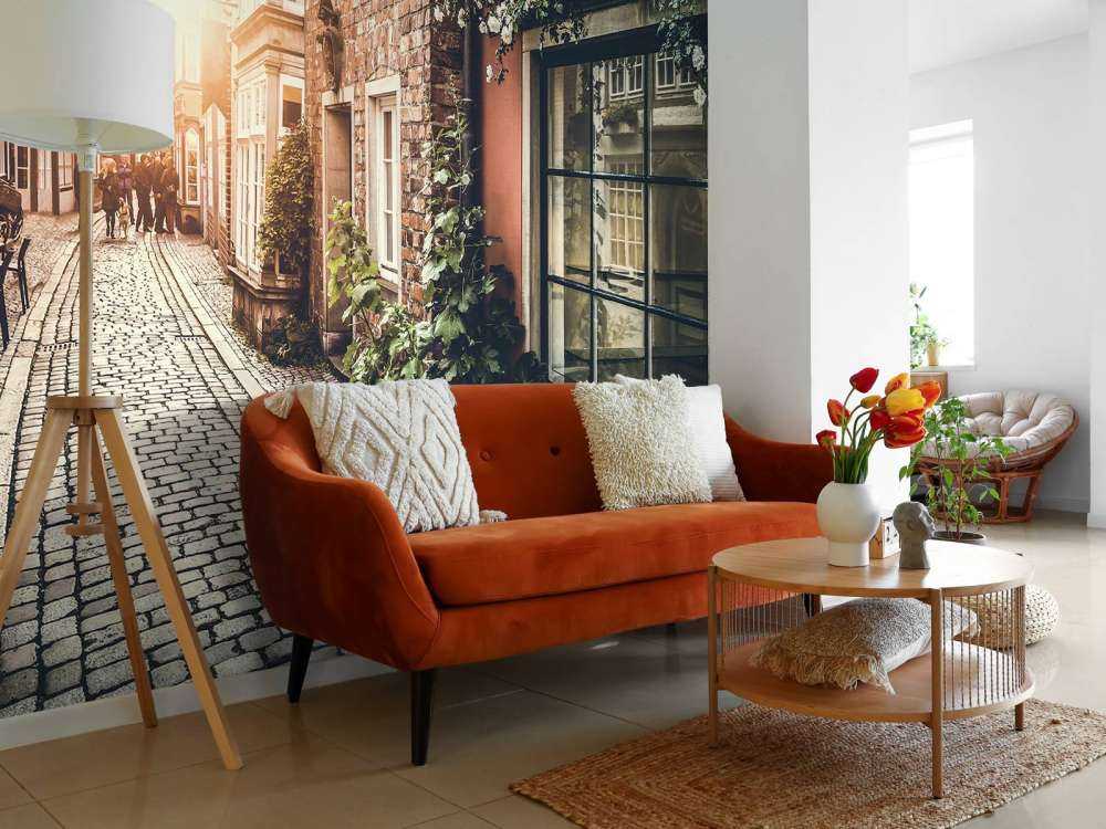 Solnedgang i en gammel gade