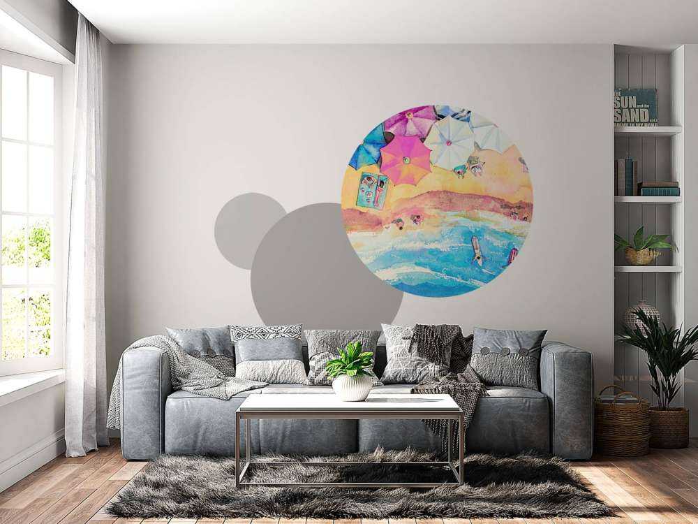 Strand med parasoller