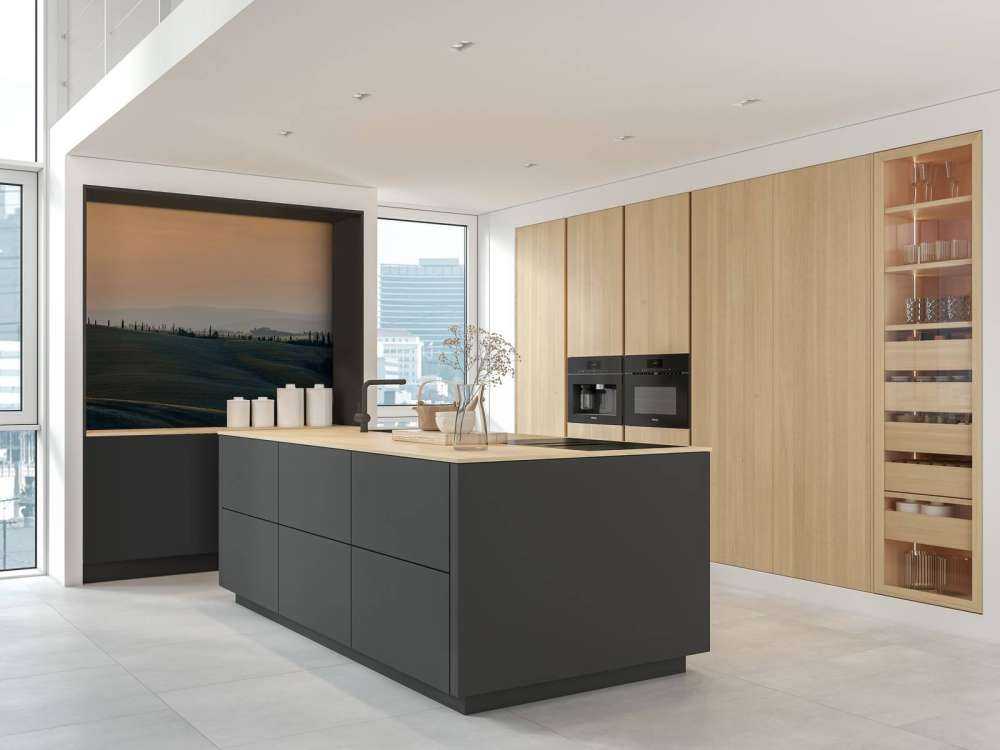 Oransje glød over italiensk landskap